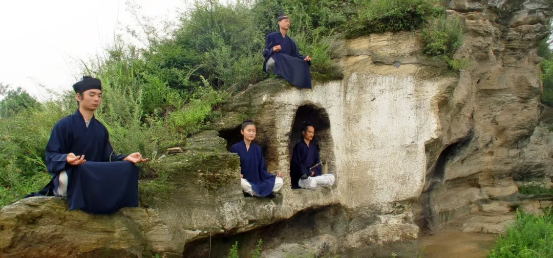 修行路上的武当女侠-中国道家养生网